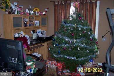 222 W Bertsch St, Lansford, PA 18232 - photo 2