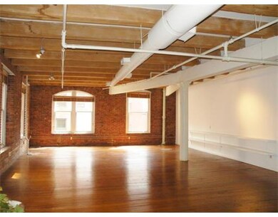 150 Lincoln St unit 3C, Boston, MA 02111 - photo 2