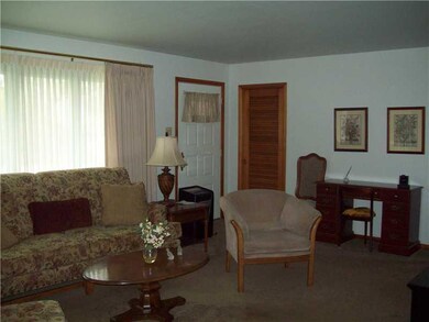 35 Shady Dr, Indiana, PA 15701 - photo 2