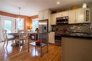 Kitchen offers Granite Counter-tops,...