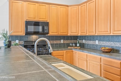 6638 Aston Cir unit 18, Sparks, NV 89436 - photo 6