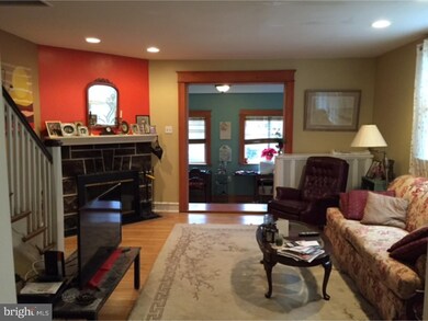 328 Lakeview Ave, Drexel Hill, PA 19026 - photo 3