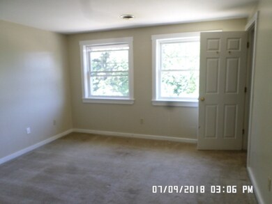 26 Lowell St unit F, Rochester, NH 03867 - photo 6