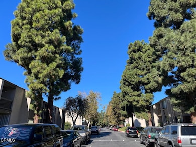 1627 Squirrel Ln, Ventura, CA 93003 - photo 2