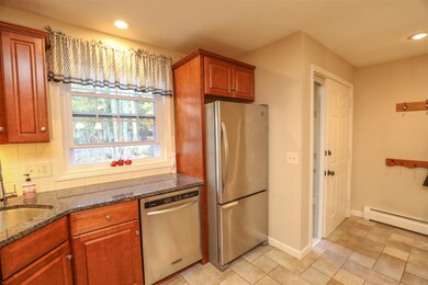 1465 Hooksett Rd unit 9, Hooksett, NH 03106 - photo 4