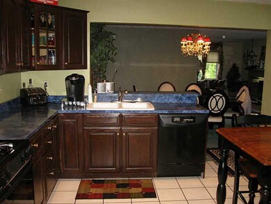 1933 Brodview St, Aliquippa, PA 15001 - photo 7