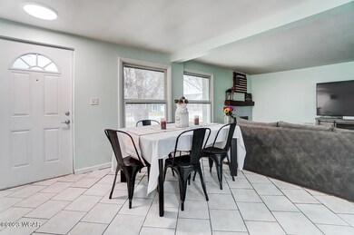 511 S Rauthland Ave, Wapakoneta, OH 45895 - photo 6