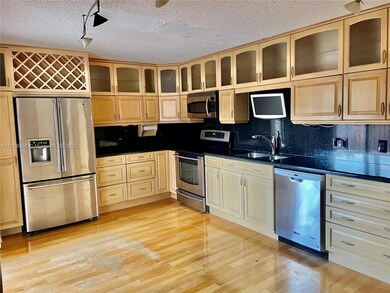 11871 SW 8th Ct, Davie, FL 33325 - photo 7