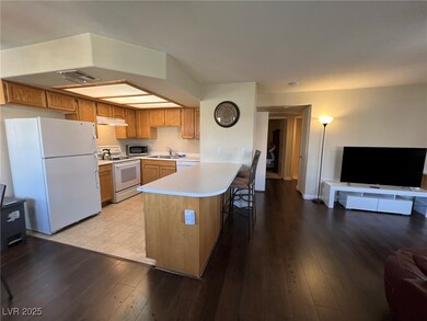 8410 Eldora Ave unit 2020, Las Vegas, NV 89117 - photo 4