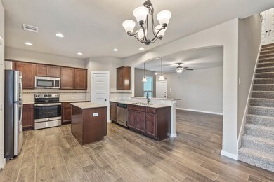 9709 Grosbeak Ln, Magnolia, TX 77354 - photo 6