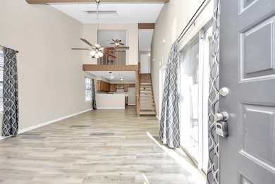 12232 Coppertree Ln unit 122, Houston, TX 77035 - photo 2