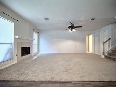 9907 Pierre Ct, Houston, TX 77089 - photo 4