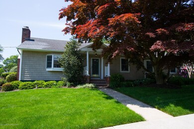10 Cross St, Little Silver, NJ 07739 - photo 2