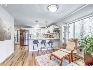 202 Foxtail Dr, Eugene, OR 97405 - photo 7