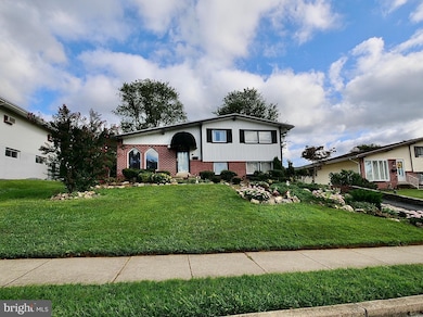 608 Warren Blvd, Broomall, PA 19008 - photo 2