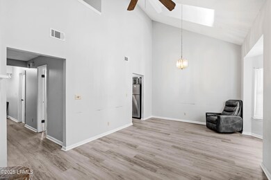502 Island Pine-5