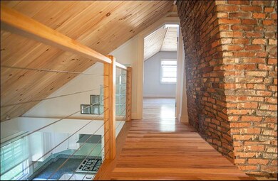 405 Benefit St unit 2, Providence, RI 02903 - photo 7