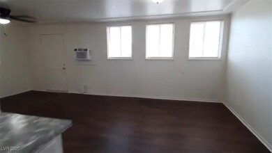 180 N Jones St unit 5, Moapa Valley, NV 89040 - photo 4