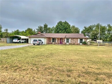 2402 Libra St, Shawnee, OK 74804 - photo 3