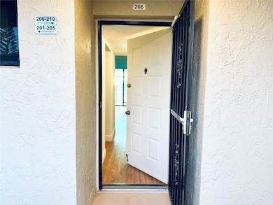 112 Lake Emerald Dr unit 206, Oakland Park, FL 33309 - photo 6