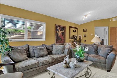 15328 SW 77th Ln unit 206, Miami, FL 33193 - photo 7
