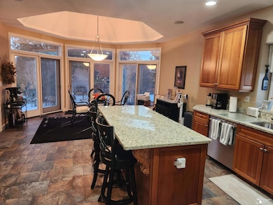 202 Orleans Ave, Monroe, MI 48162 - photo 6