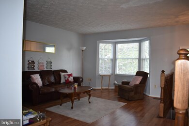 13345 Burkitts Rd, Fairfax, VA 22033 - photo 2
