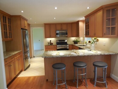 1385 Amostown Rd, West Springfield, MA 01089 - photo 7