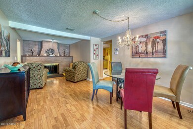 6017 George Wood Ln E, Jacksonville, FL 32244 - photo 5