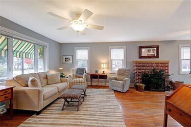 2 Middle St, Barrington, RI 02806 - photo 6