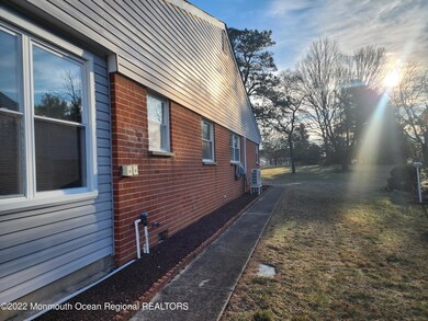 15 Hancock Dr unit B, Whiting, NJ 08759 - photo 3