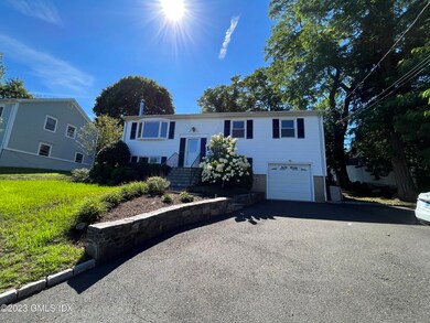 48 Cambridge Dr, Greenwich, CT 06831 - photo 2