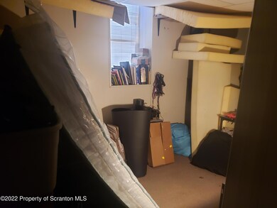 212 214 E Elm St, Dunmore, PA 18512 - photo 6