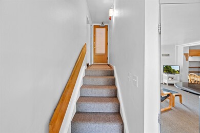 1309 Notchbrook Rd unit 5APT, Stowe, VT 05672 - photo 6