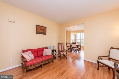 6684 Dasher Ct, Columbia, MD 21045 - photo 4