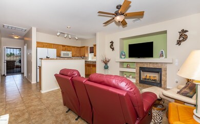 006_Living Room