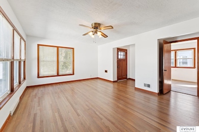 4106 S 40th Ave, Omaha, NE 68107 - photo 4