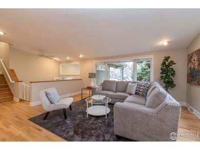 LARGE LIVING ROOM