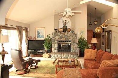 63535 Boyd Acres Rd, Bend, OR 97701 - photo 7