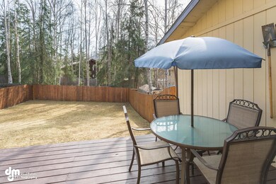 9421 W Kanaga Loop Anchorage-large-005-D