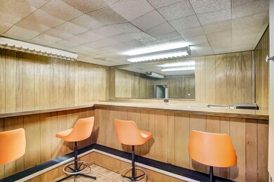 979 McNaughten Rd, Columbus, OH 43213 - photo 5