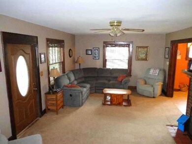 621 W 1st St, Woodville, OH 43469 - photo 3