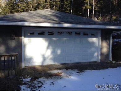 2 car detached garage