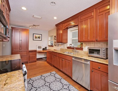 1257 12th St N-7