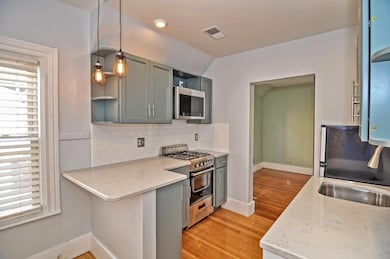 67 Bonair St unit 3, Somerville, MA 02145 - photo 4