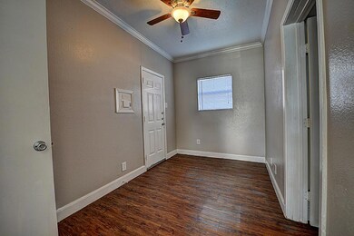 1526 California St unit 2, Houston, TX 77006 - photo 5