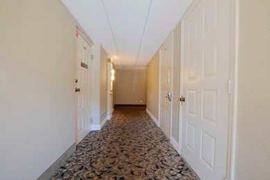 Totten Pond Village unit 42C, Waltham, MA 02451 - photo 4