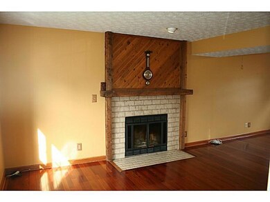7852 Stanburn Rd, Columbus, OH 43235 - photo 4