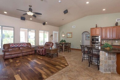Open Kitchen, Nook & Family Room