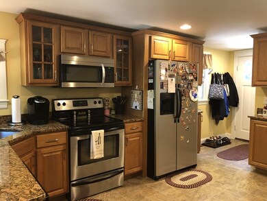 17 Rye Hill St, Whitman, MA 02382 - photo 7